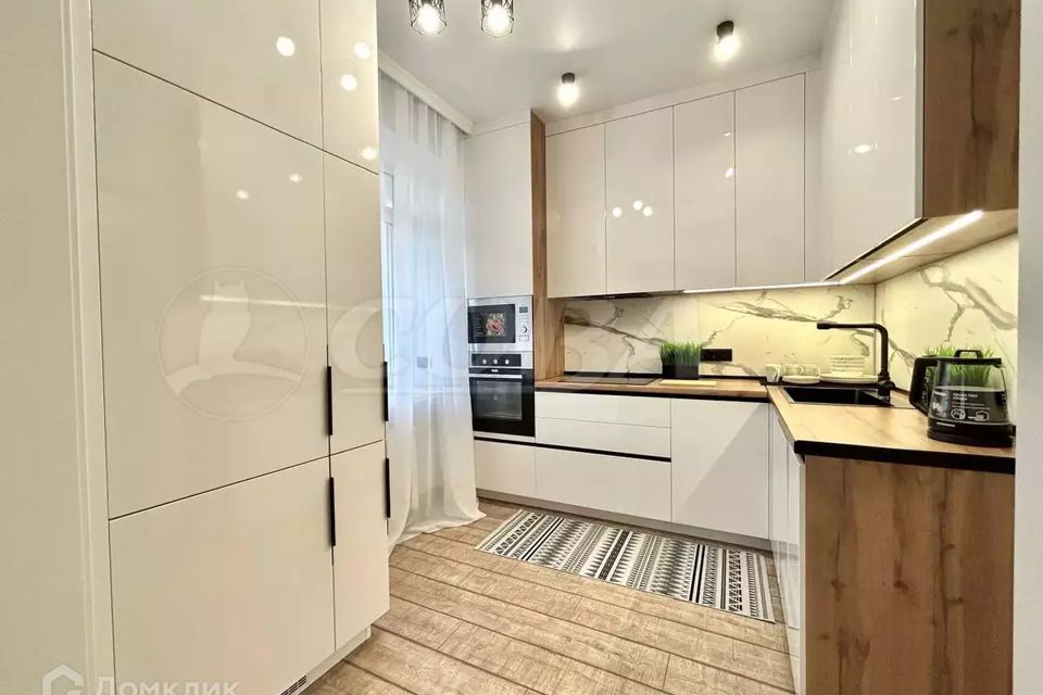 Сдаётся 2-комнатная квартира, 85 м²
