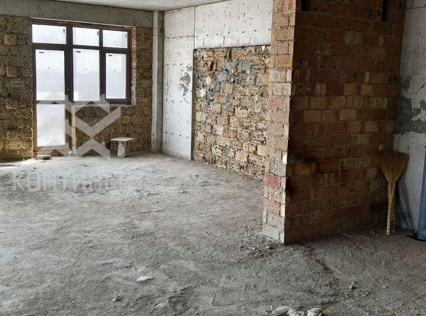 Продаётся 4-комнатная квартира, 128 м²