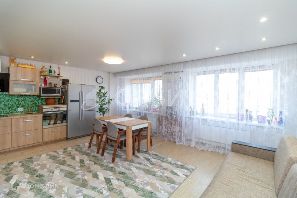 Продаётся 3-комнатная квартира, 74.1 м²
