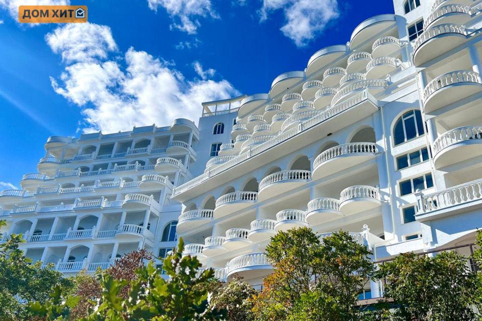 Продаётся 1-комнатная квартира, 101.5 м²