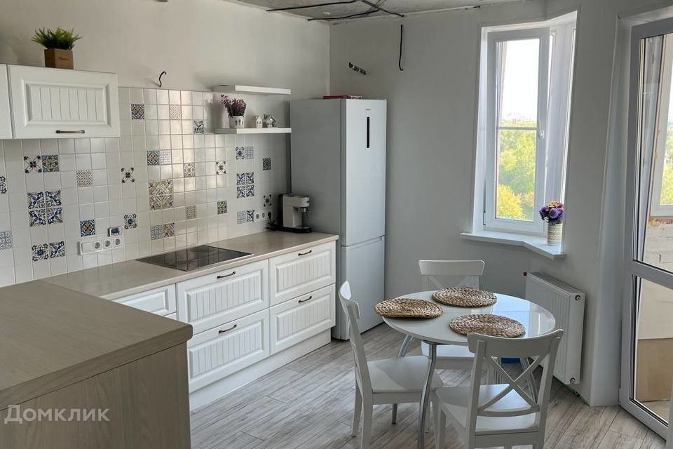 Продаётся 2-комнатная квартира, 78.2 м²