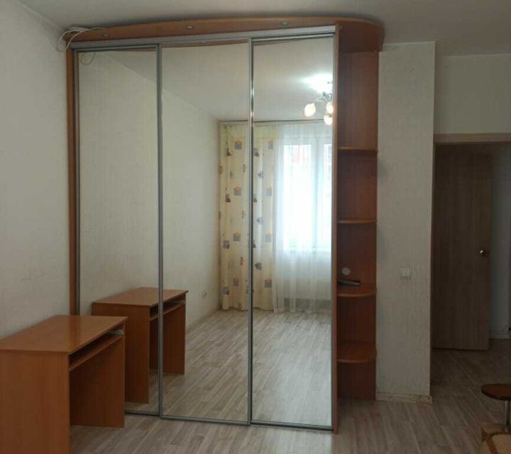 Продаётся 1-комнатная квартира, 37.4 м²