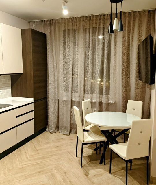 Сдаётся 2-комнатная квартира, 59 м²