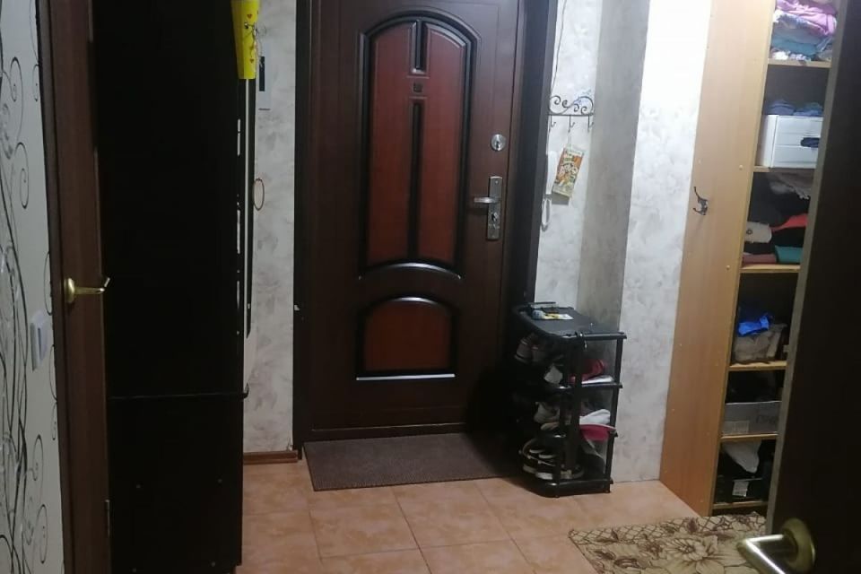Продаётся 1-комнатная квартира, 42 м²