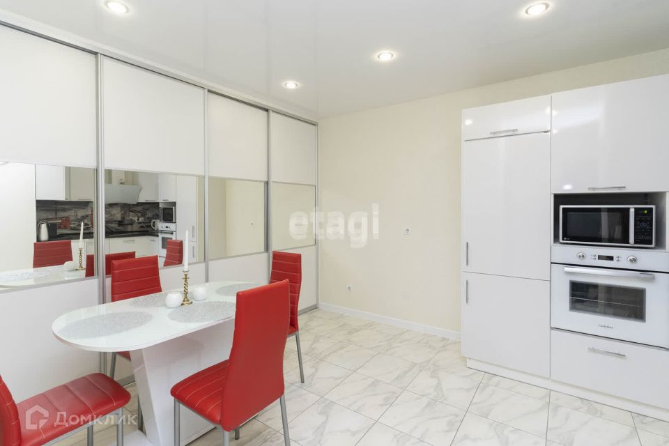Продаётся 1-комнатная квартира, 44.5 м²