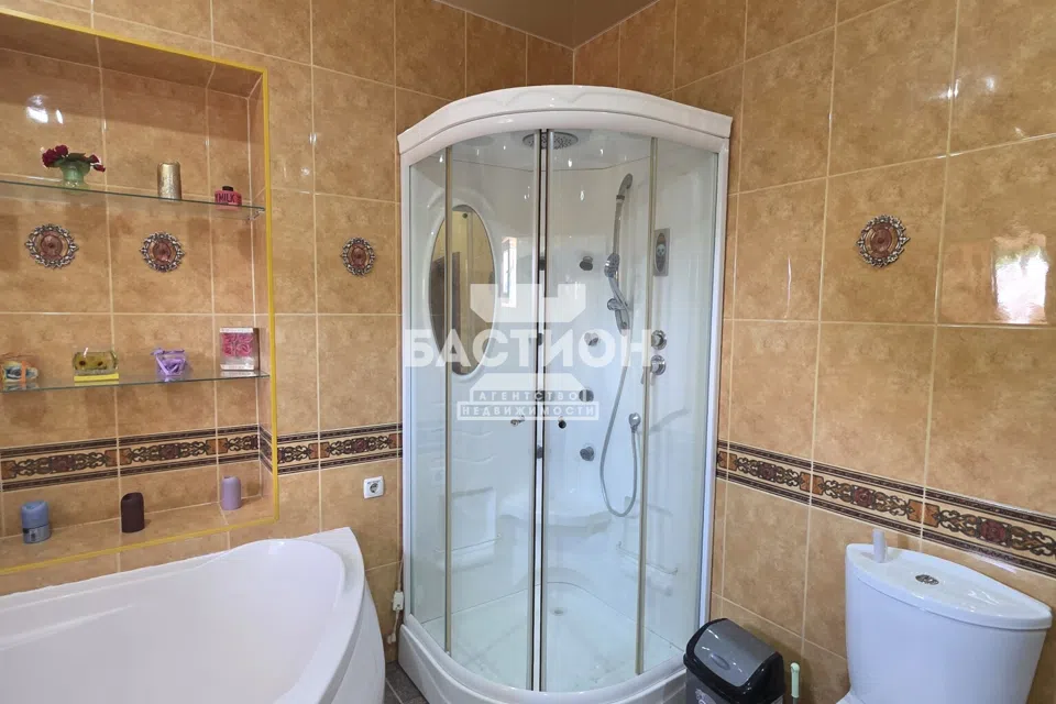 Продаётся 1-этажный дом, 130 м²