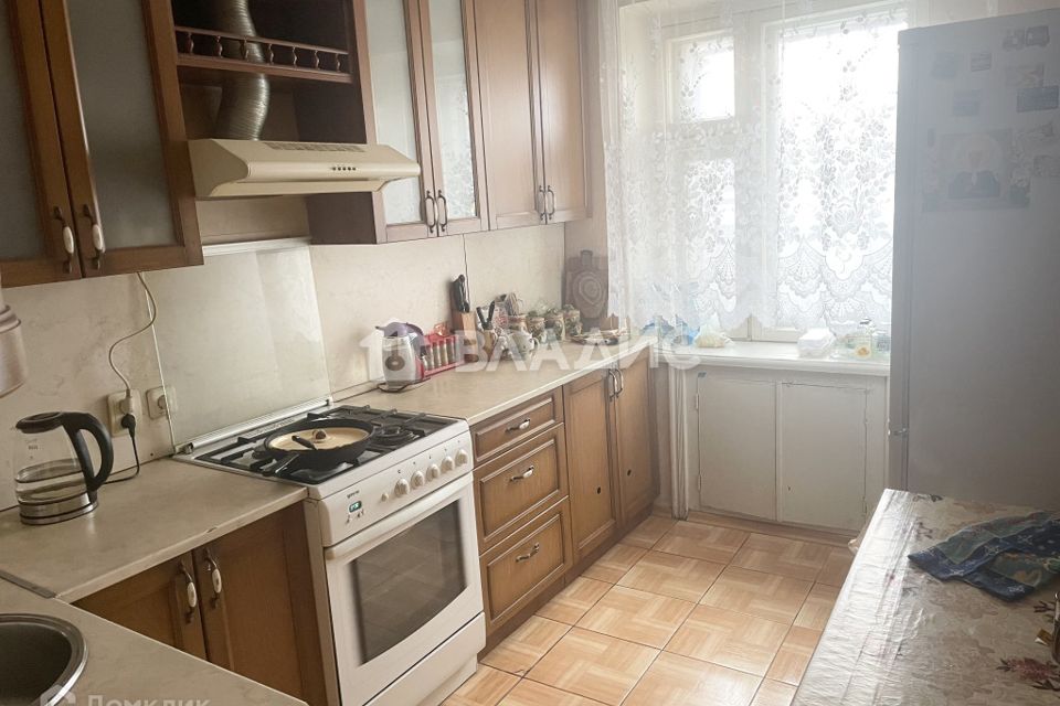 Продаётся 3-комнатная квартира, 58.4 м²