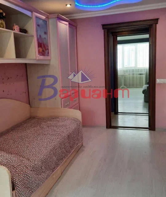 Продаётся 4-комнатная квартира, 105.7 м²