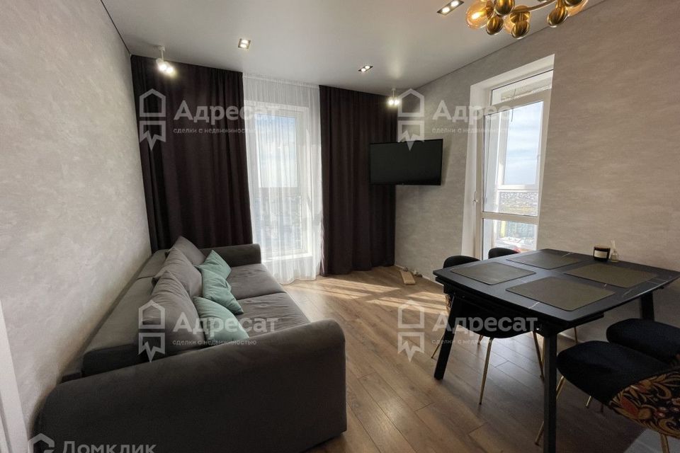 Продаётся 3-комнатная квартира, 72.7 м²