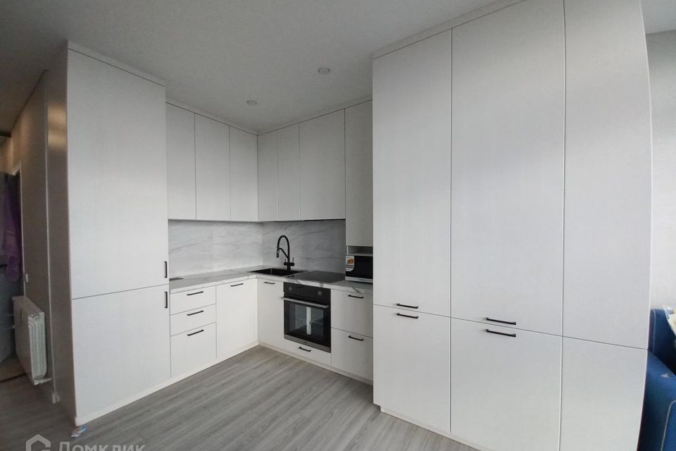 Продаётся 1-комнатная квартира, 39.8 м²
