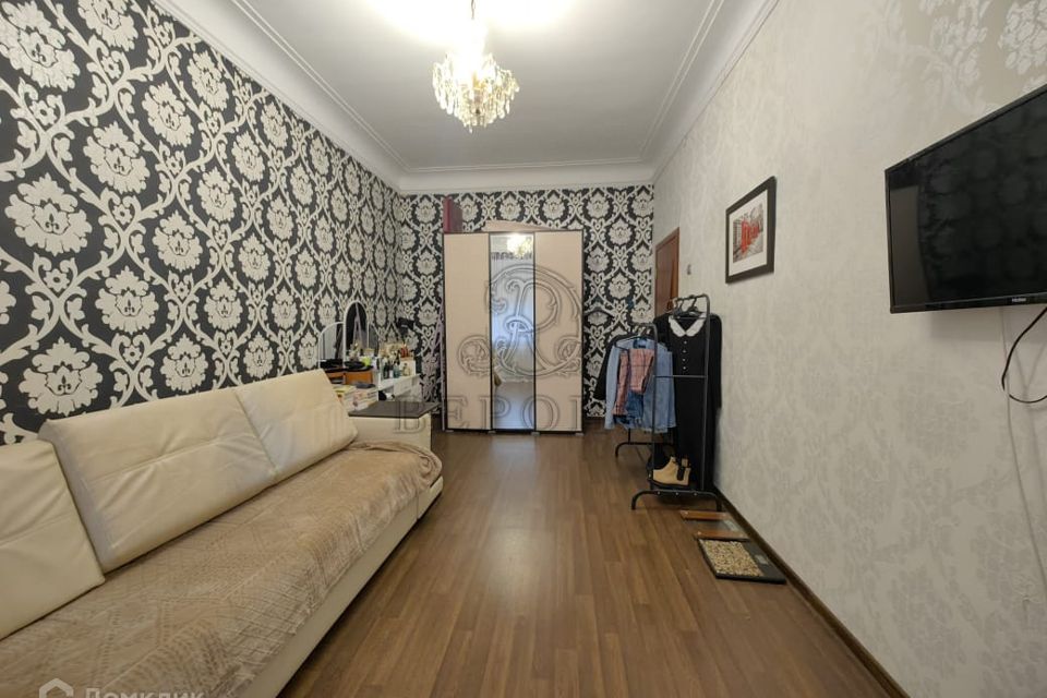 Продаётся 3-комнатная квартира, 74.7 м²