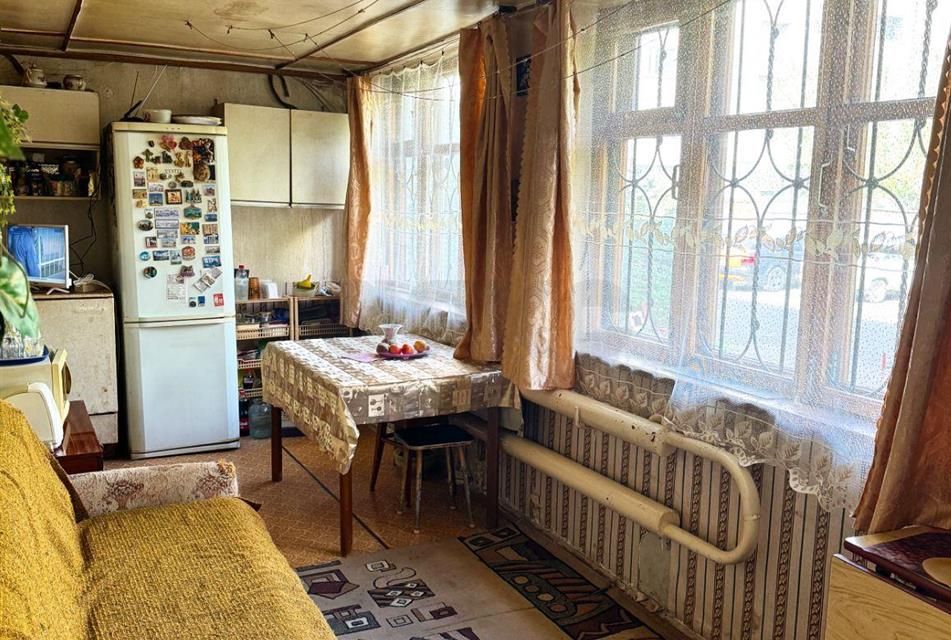 Продаётся 4-комнатная квартира, 71.2 м²