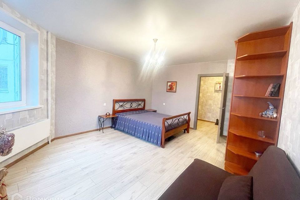 Продаётся 1-комнатная квартира, 42.4 м²