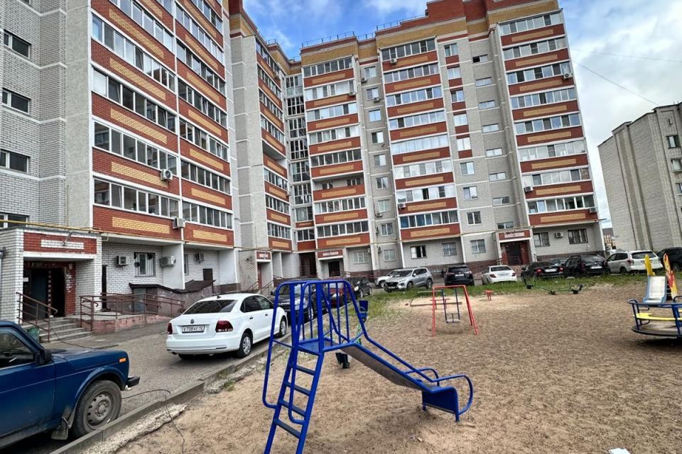 Продаётся 1-комнатная квартира, 38 м²