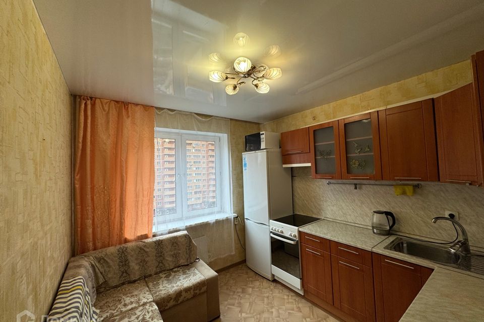 Сдаётся 1-комнатная квартира, 38 м²