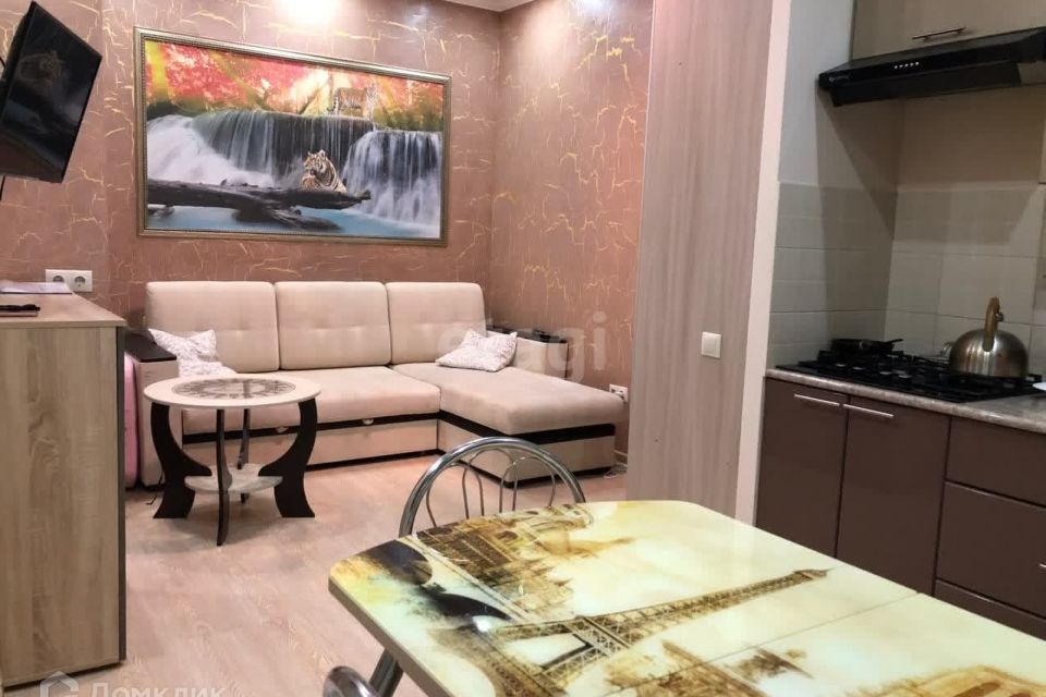 Продаётся 1-комнатная квартира, 41.3 м²