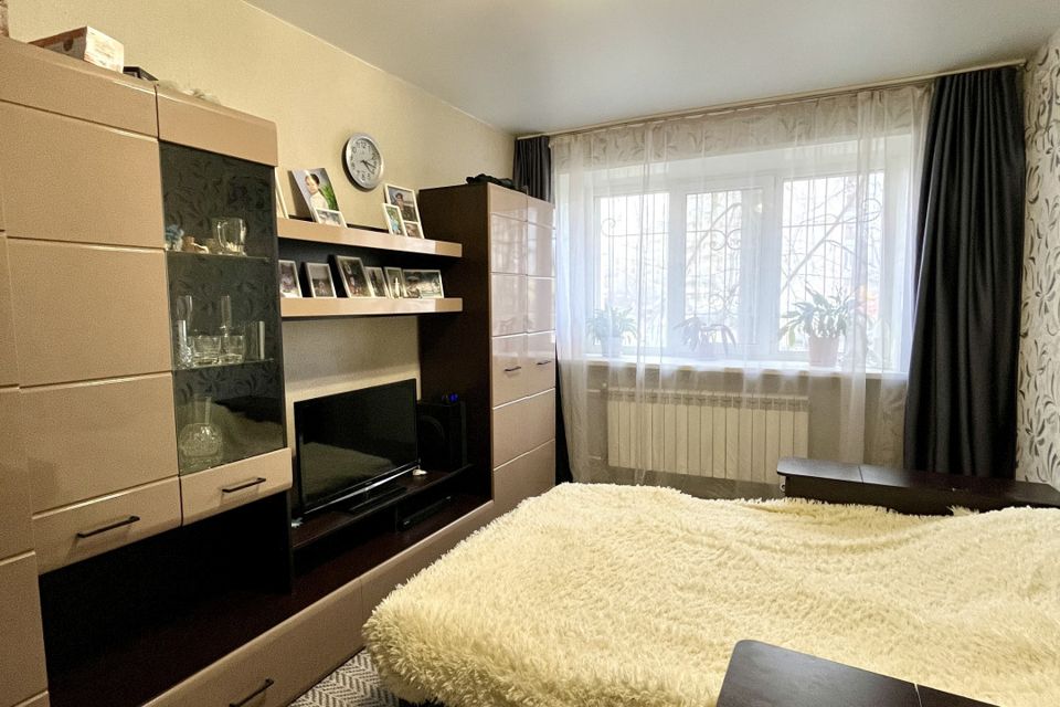Продаётся 3-комнатная квартира, 54.6 м²