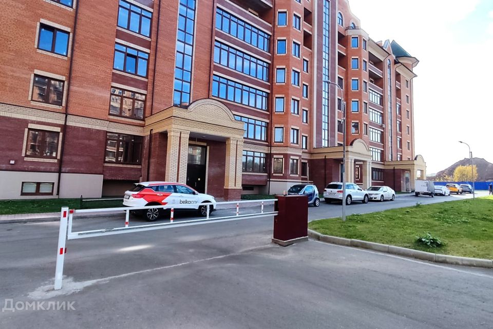 Продаётся 1-комнатная квартира, 56.7 м²