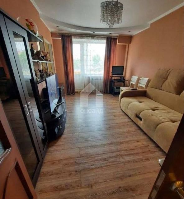 Продаётся 1-комнатная квартира, 42 м²