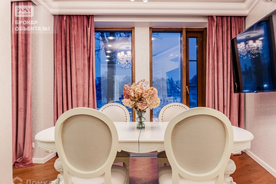 Сдаётся 2-комнатная квартира, 86 м²