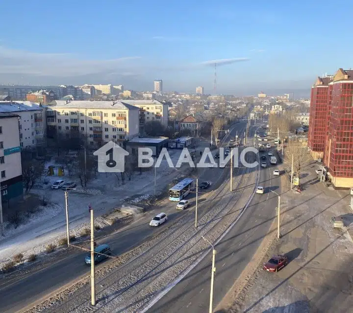 Продаётся 1-комнатная квартира, 42 м²