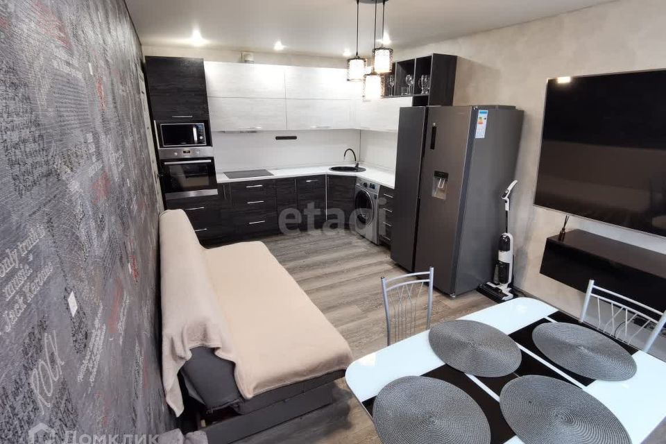 Продаётся 2-комнатная квартира, 51.7 м²