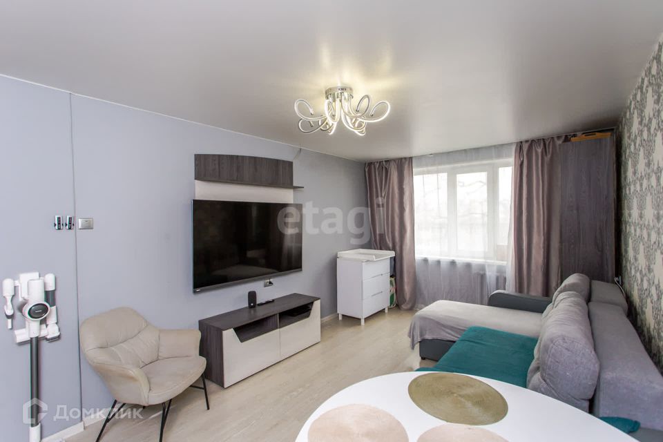 Продаётся 3-комнатная квартира, 61.6 м²