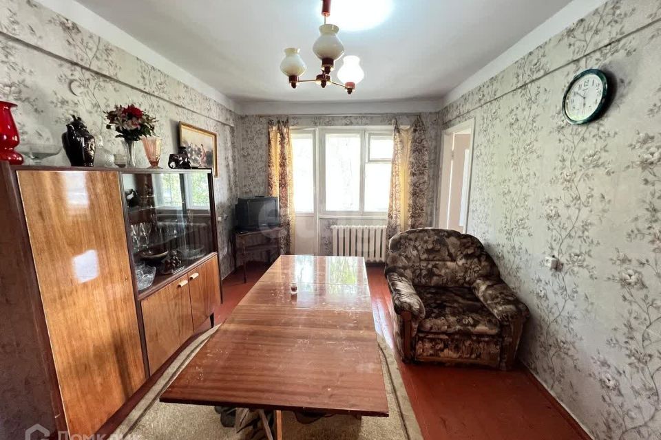 Продаётся 3-комнатная квартира, 49 м²