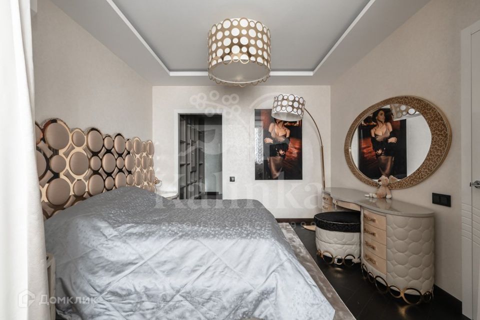 Продаётся 2-комнатная квартира, 100 м²
