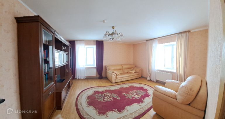 Продаётся 3-комнатная квартира, 111 м²