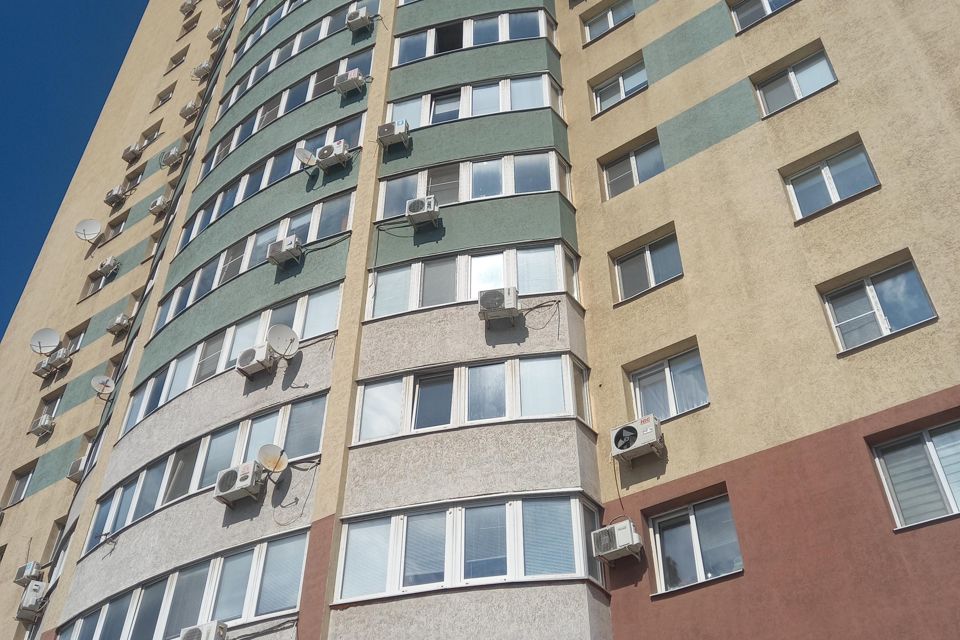 Продаётся 2-комнатная квартира, 57 м²