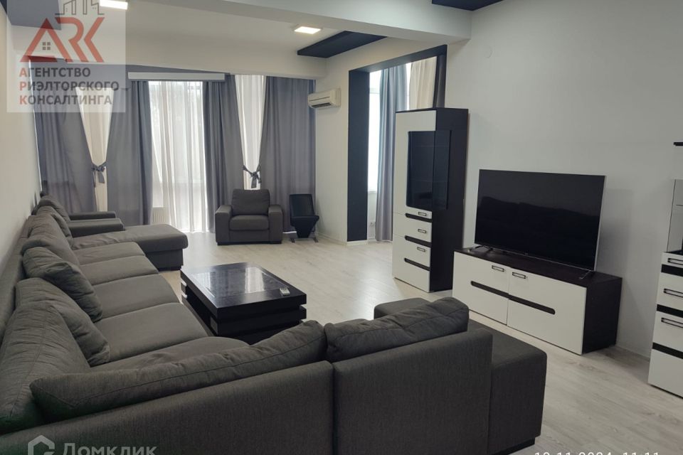 Продаётся 3-комнатная квартира, 100 м²
