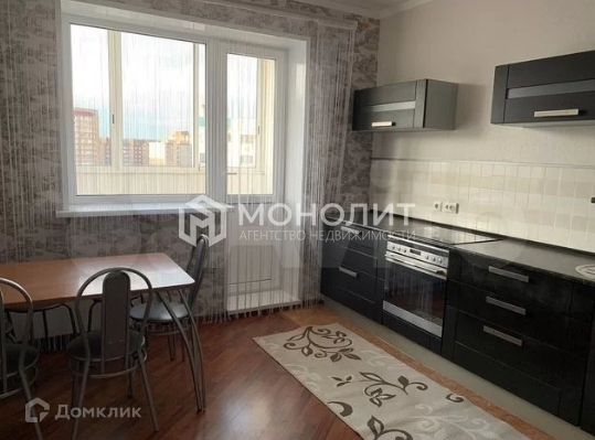 Сдаётся 3-комнатная квартира, 93 м²