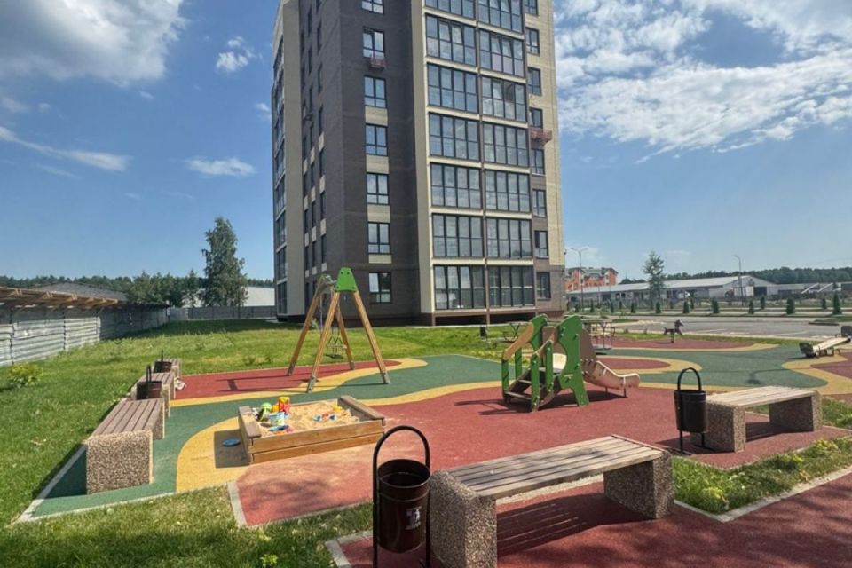 Продаётся 1-комнатная квартира, 46.9 м²