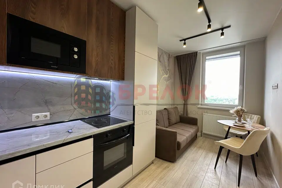 Продаётся 1-комнатная квартира, 37 м²