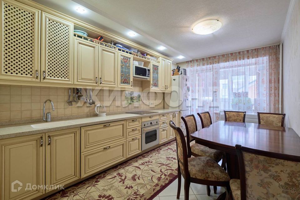 Продаётся 3-комнатная квартира, 72 м²