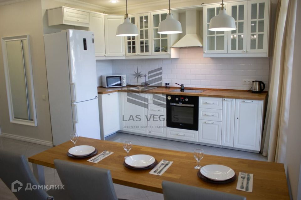 Сдаётся 2-комнатная квартира, 55 м²