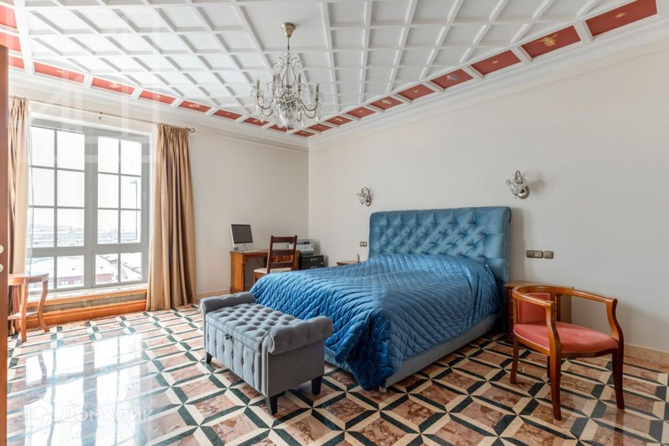 Сдаётся 3-комнатная квартира, 185 м²