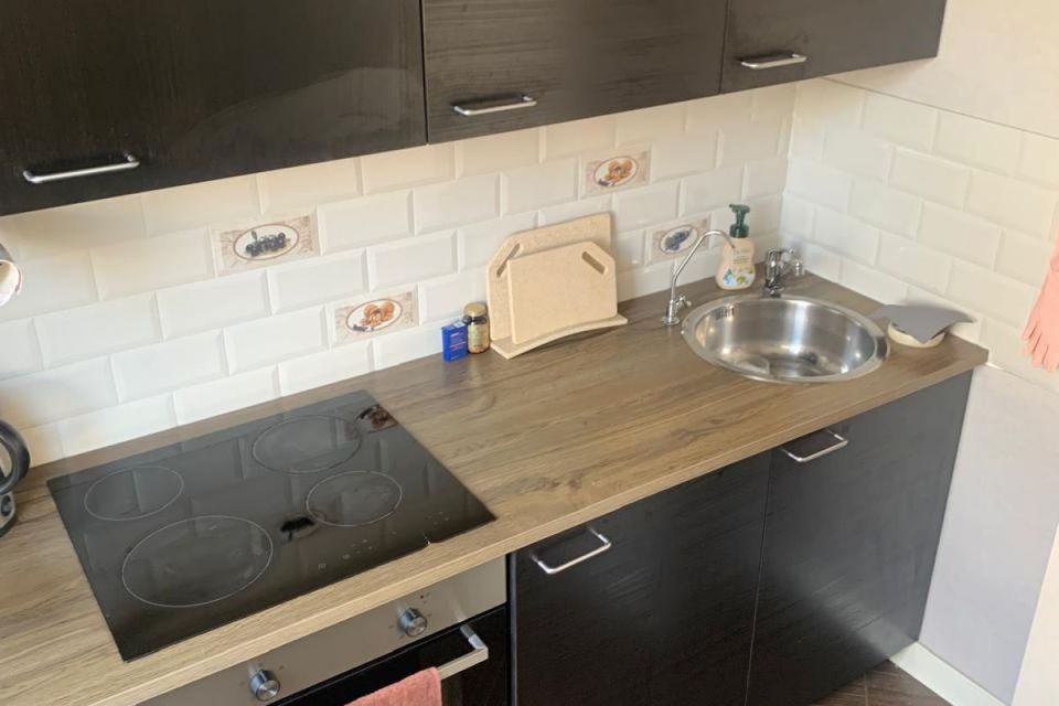 Продаётся 1-комнатная квартира, 37.8 м²