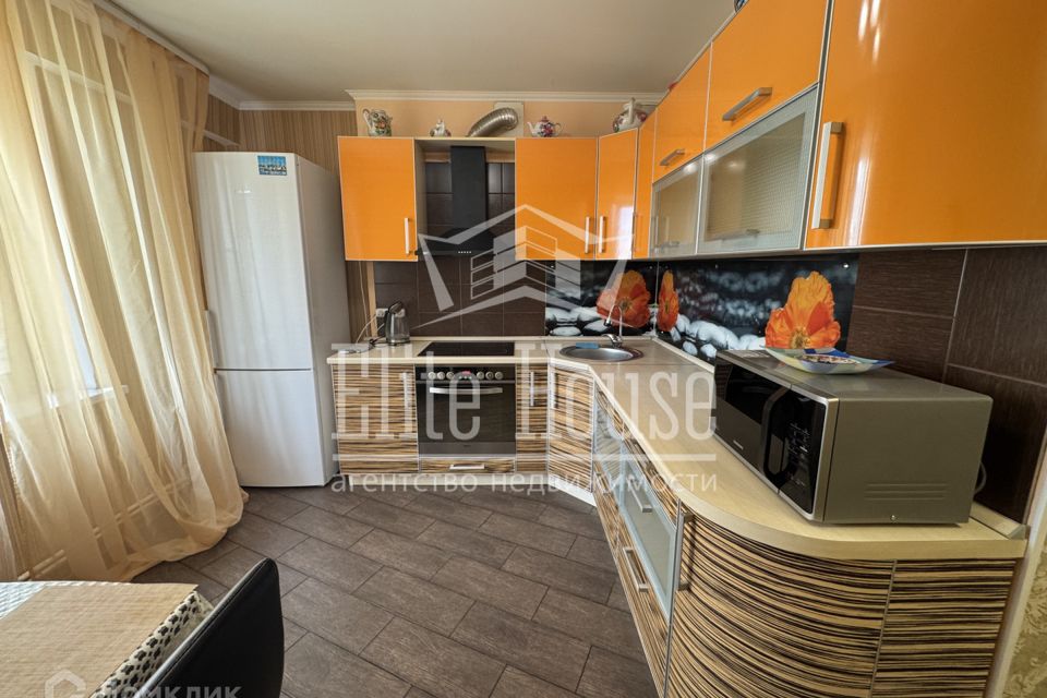 Сдаётся 3-комнатная квартира, 70 м²