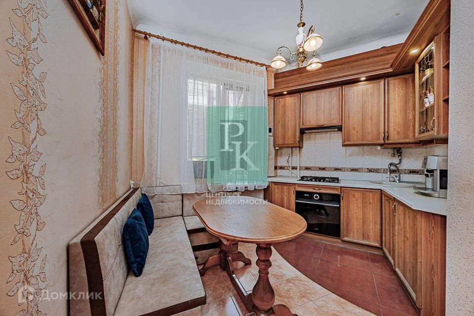 Продаётся 3-комнатная квартира, 80 м²