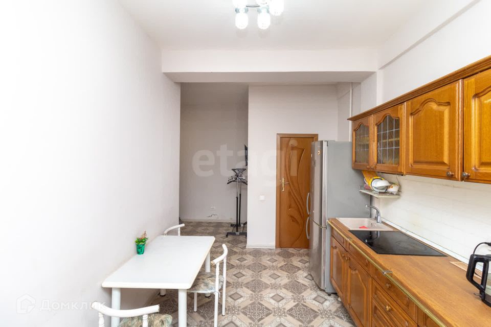 Продаётся 3-комнатная квартира, 89 м²