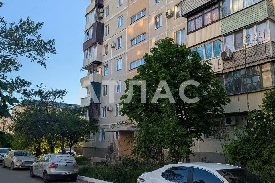 Продаётся 3-комнатная квартира, 56.3 м²