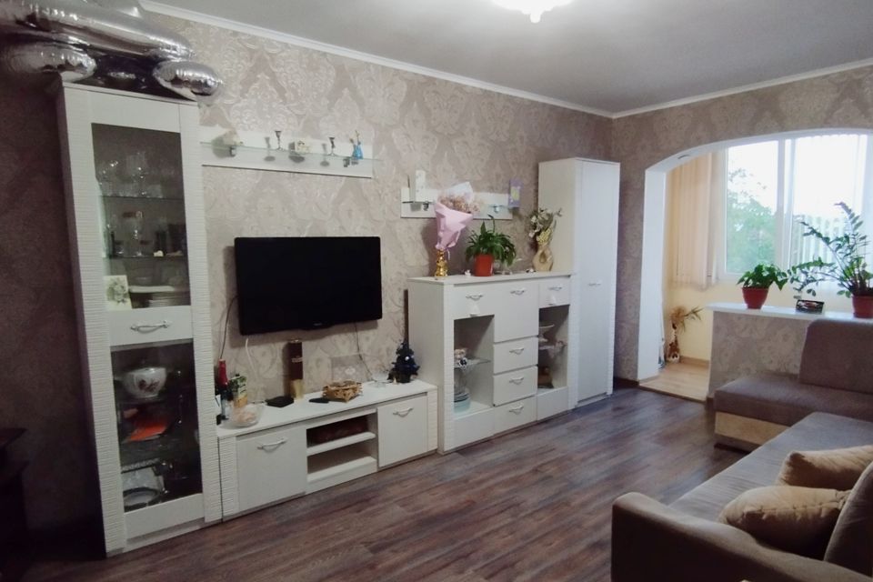 Сдаётся 2-комнатная квартира, 56 м²