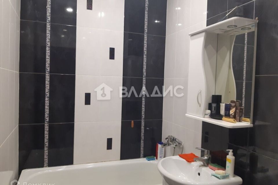 Продаётся 1-комнатная квартира, 38.2 м²