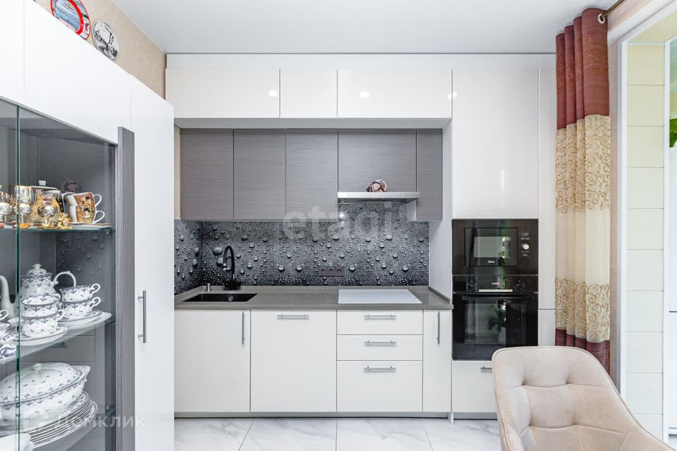 Продаётся 3-комнатная квартира, 62.5 м²