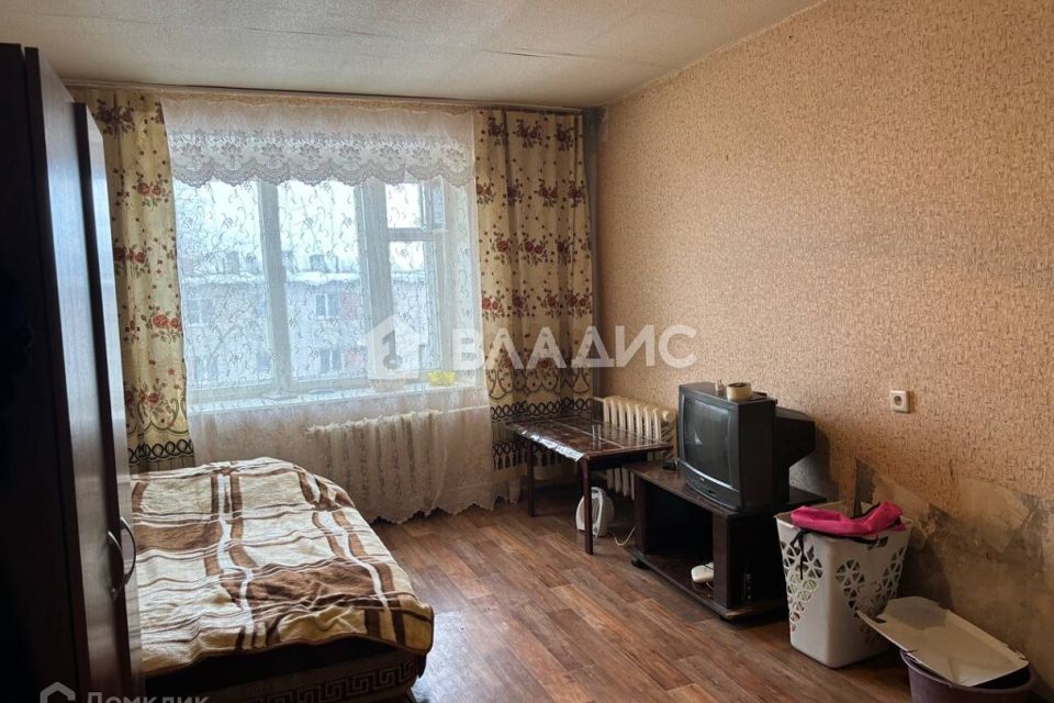 Продаётся комната в 8-комн. квартире, 17 м²