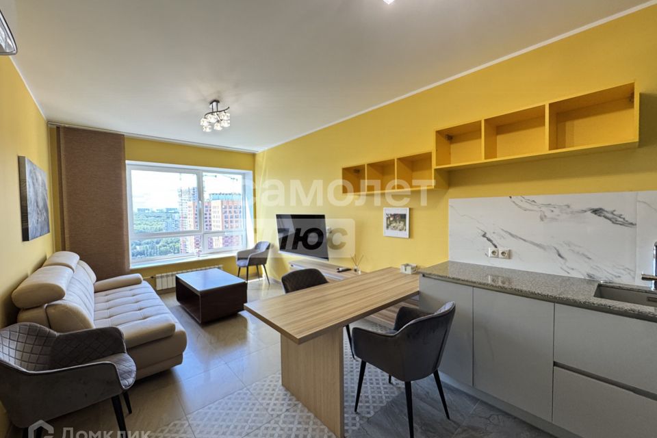 Сдаётся 2-комнатная квартира, 56.2 м²