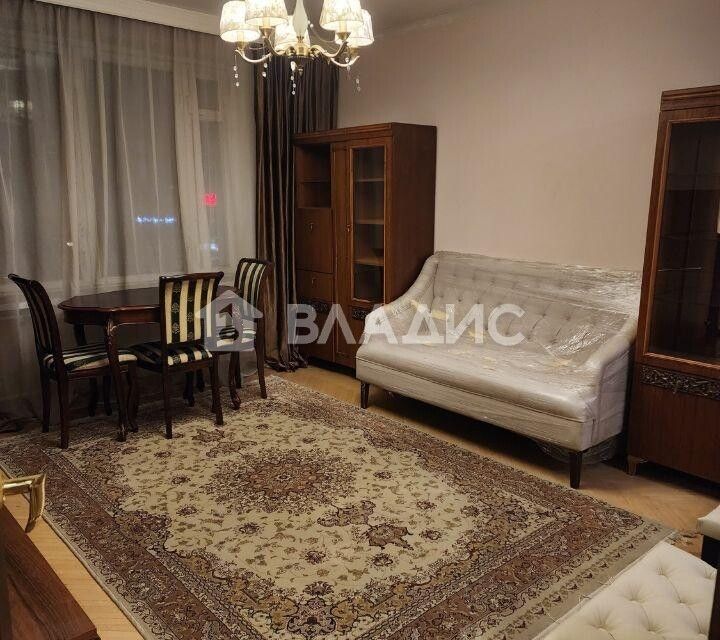 Продаётся 2-комнатная квартира, 35.4 м²