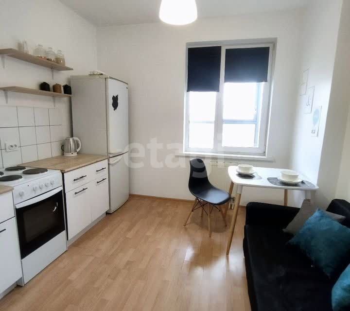 Продаётся 1-комнатная квартира, 38 м²